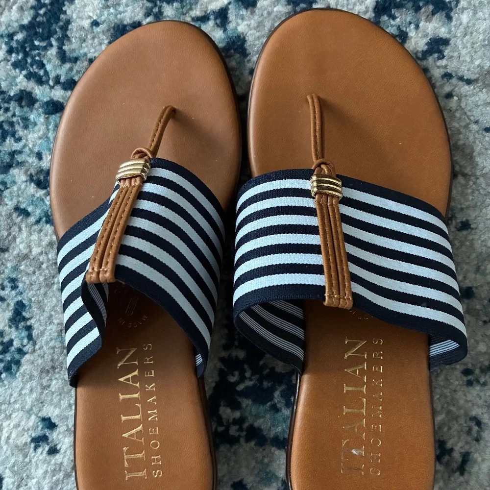 Italian Shoemakers Blue-Striped Thong Sandal Size 6 - Picture 1 of 3